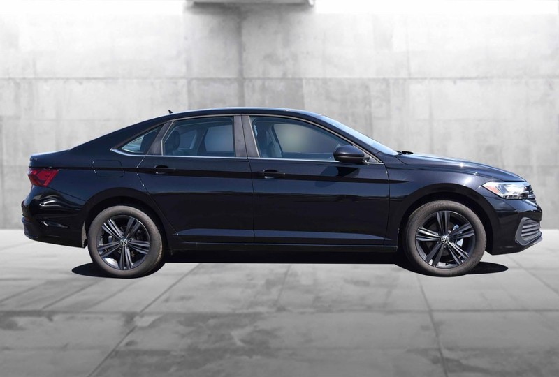 Volkswagen Jetta Vehicle Image 05