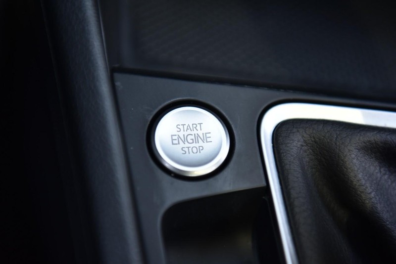 Volkswagen Jetta Vehicle Image 16