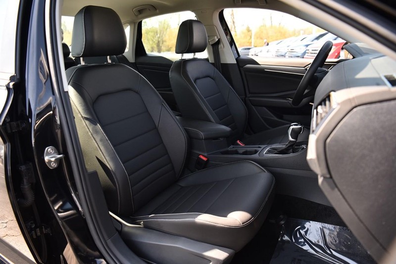 Volkswagen Jetta Vehicle Image 21