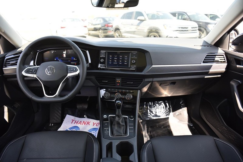 Volkswagen Jetta Vehicle Image 07