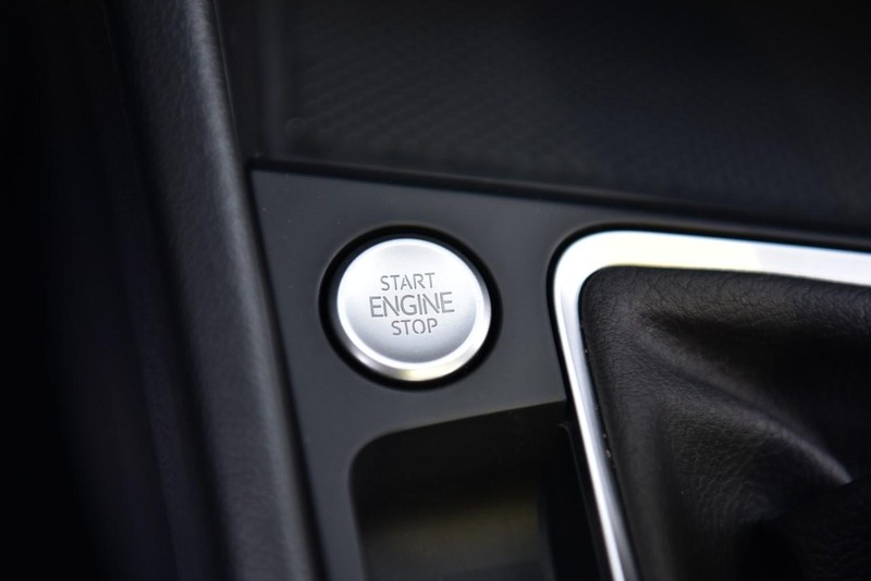 Volkswagen Jetta Vehicle Image 16