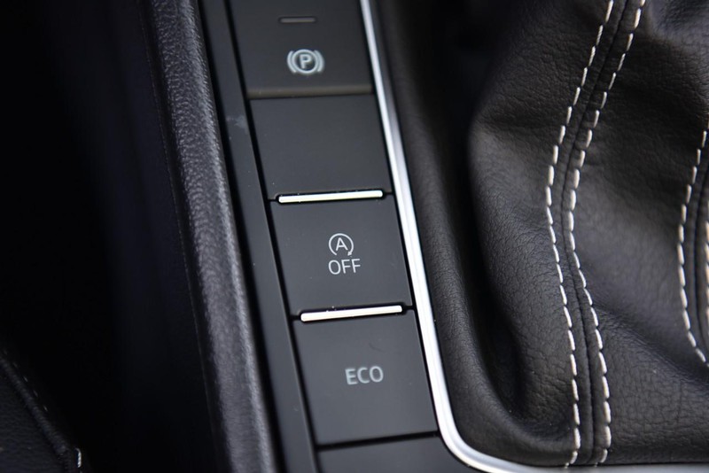 Volkswagen Jetta Vehicle Image 17