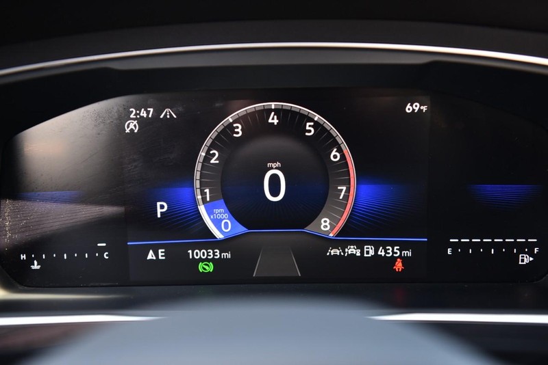 Volkswagen Tiguan Vehicle Image 11