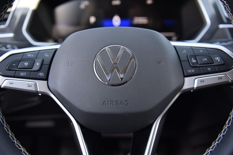 Volkswagen Tiguan Vehicle Image 18