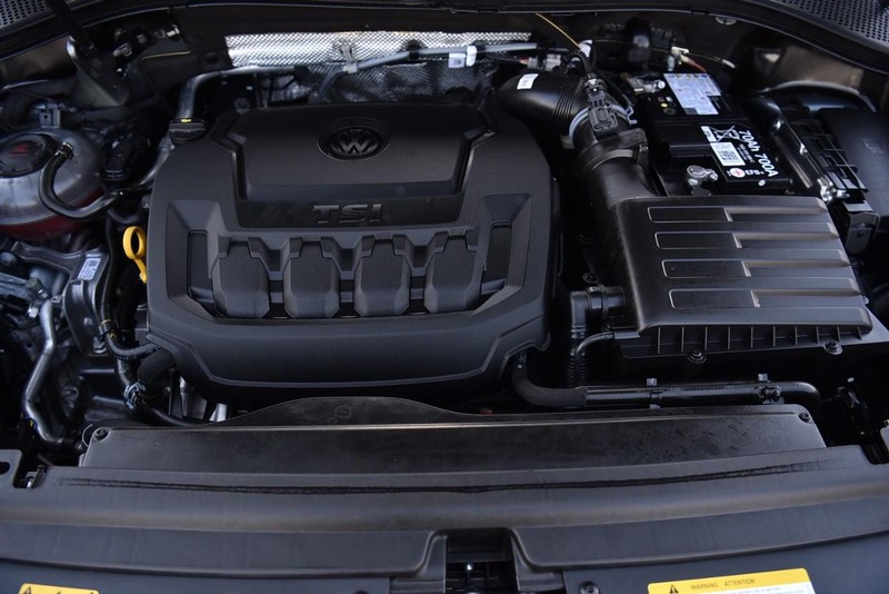 Volkswagen Tiguan Vehicle Image 25