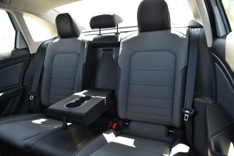 Volkswagen Jetta Vehicle Image 23