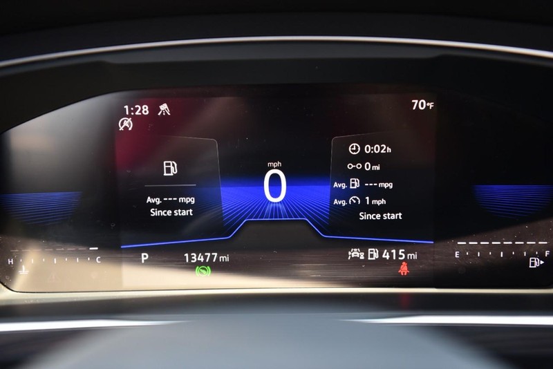 Volkswagen Tiguan Vehicle Image 11