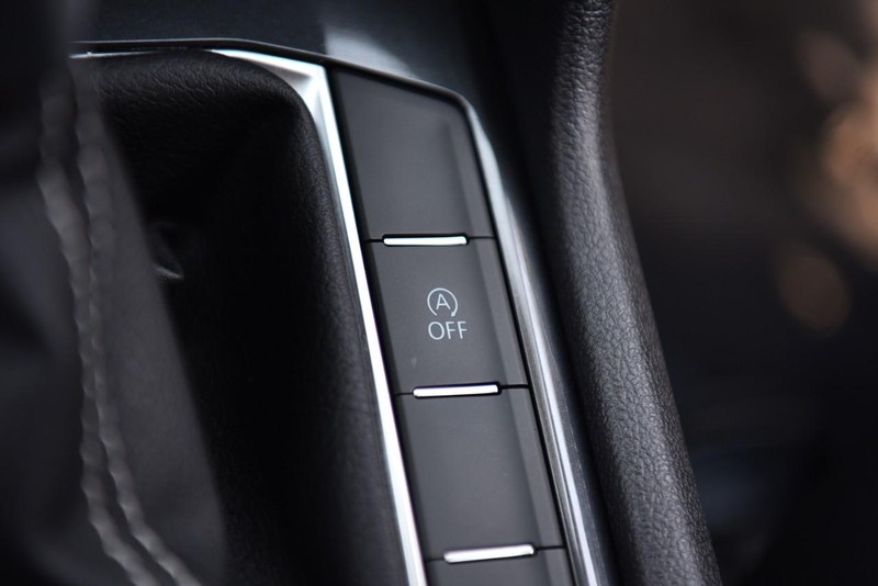 Volkswagen Tiguan Vehicle Image 18