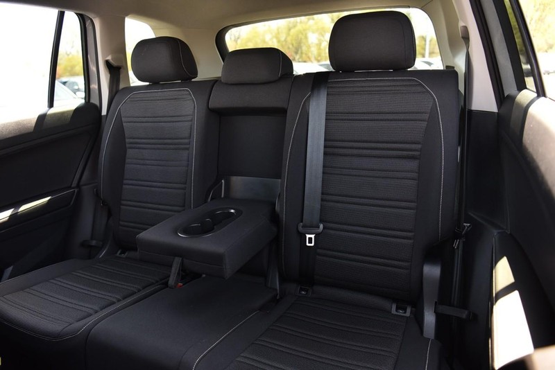 Volkswagen Tiguan Vehicle Image 22