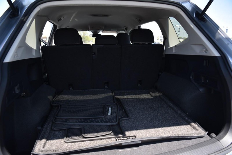 Volkswagen Tiguan Vehicle Image 24