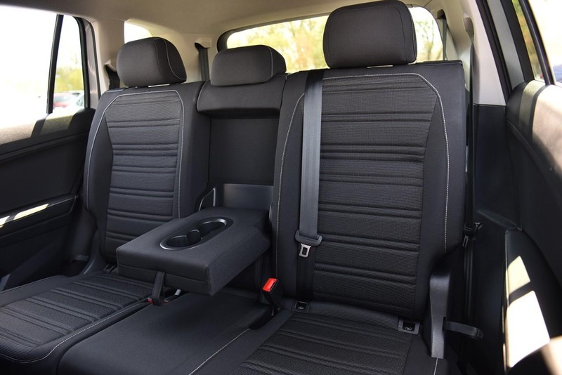Volkswagen Tiguan Vehicle Image 21
