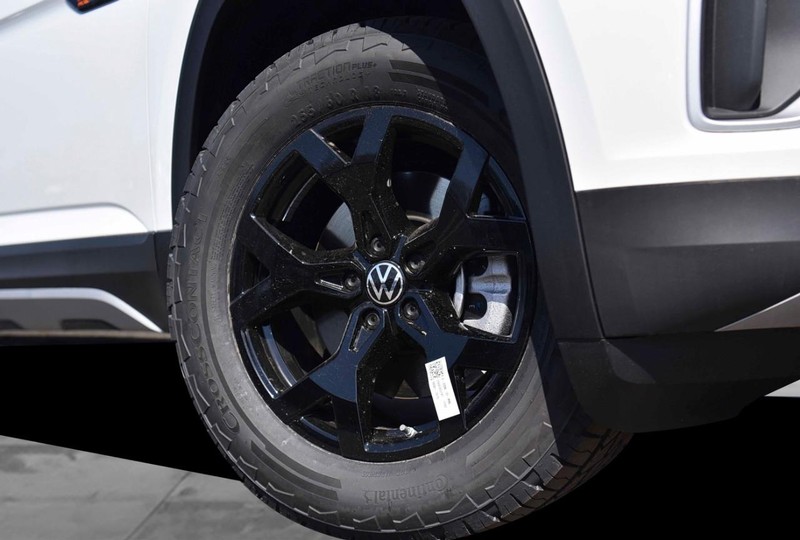 Volkswagen Atlas Vehicle Image 03