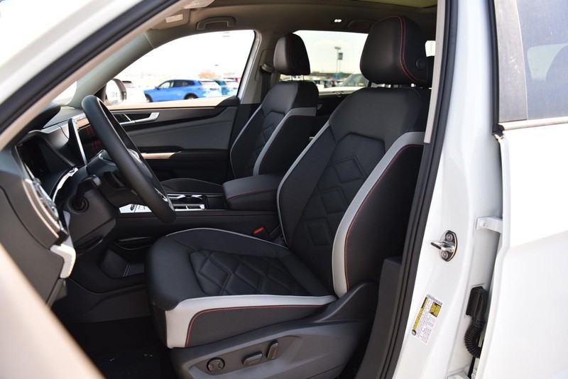 Volkswagen Atlas Vehicle Image 19