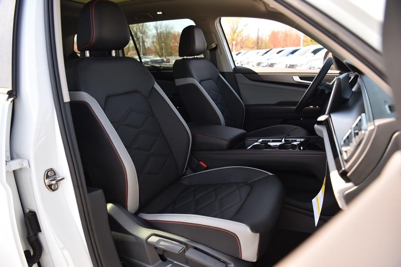 Volkswagen Atlas Vehicle Image 20