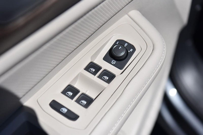 Volkswagen Atlas Vehicle Image 08