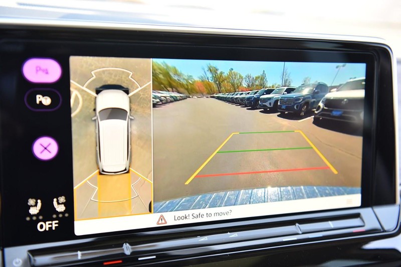 Volkswagen Atlas Vehicle Image 13
