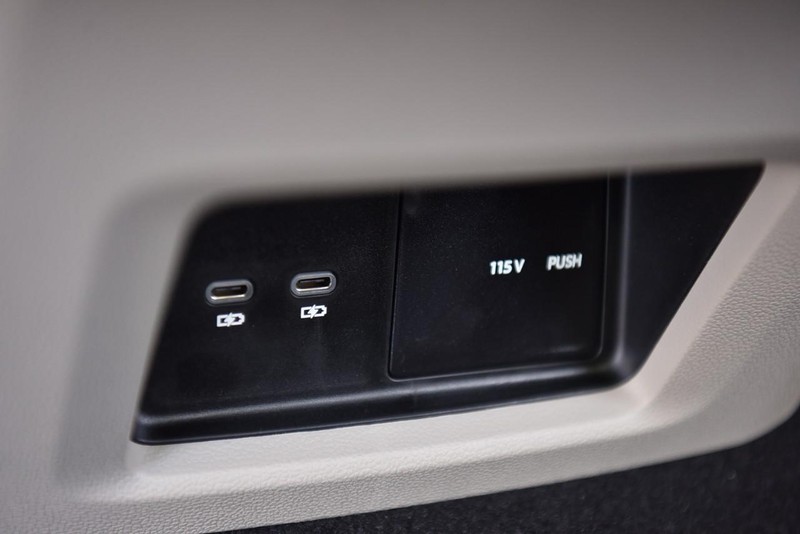 Volkswagen Atlas Vehicle Image 24