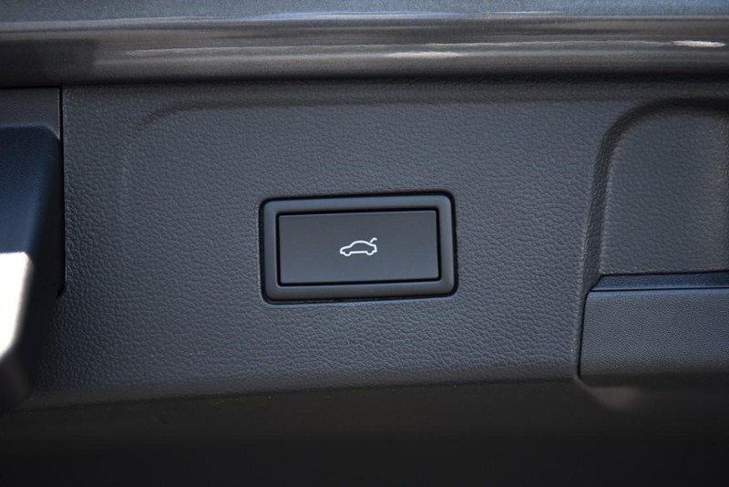 Volkswagen Atlas Vehicle Image 27