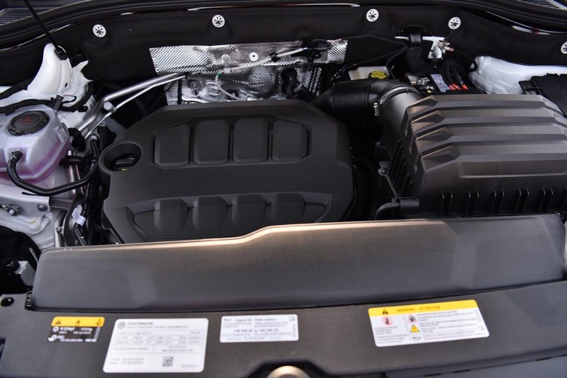 Volkswagen Atlas Cross Sport Vehicle Image 24