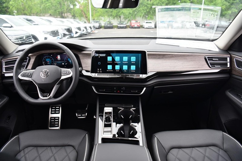 Volkswagen Atlas Vehicle Image 07