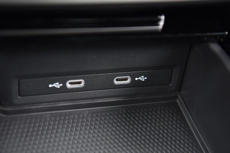 Volkswagen Atlas Vehicle Image 16