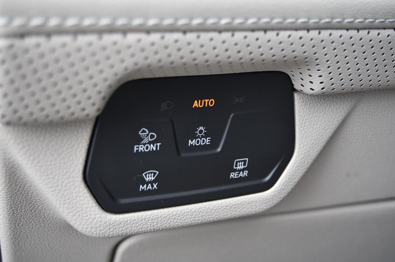 Volkswagen Atlas Vehicle Image 11