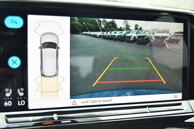 Volkswagen Atlas Vehicle Image 13