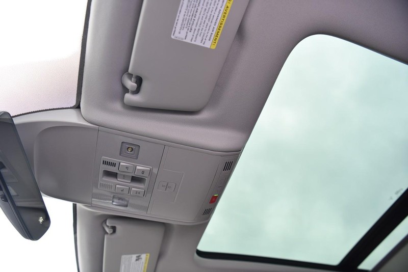 Volkswagen Taos Vehicle Image 22