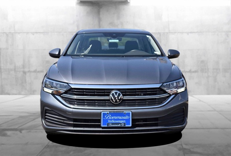 Volkswagen Jetta Vehicle Image 04