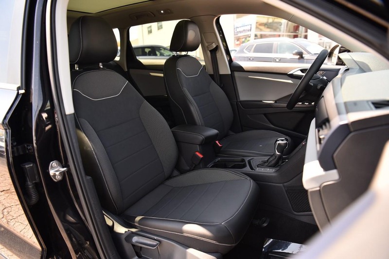 Volkswagen Taos Vehicle Image 20