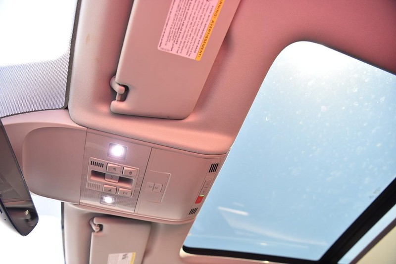 Volkswagen Taos Vehicle Image 21