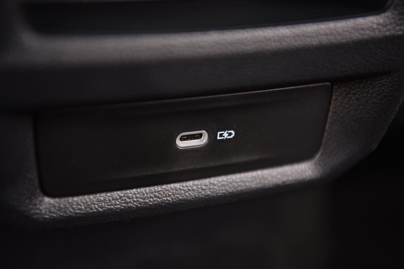Volkswagen Taos Vehicle Image 24