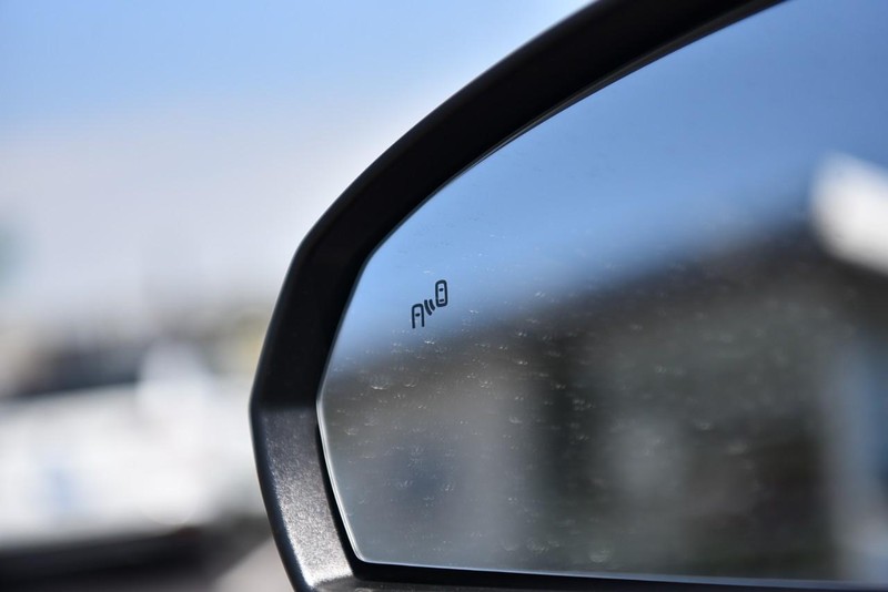 Volkswagen Taos Vehicle Image 10