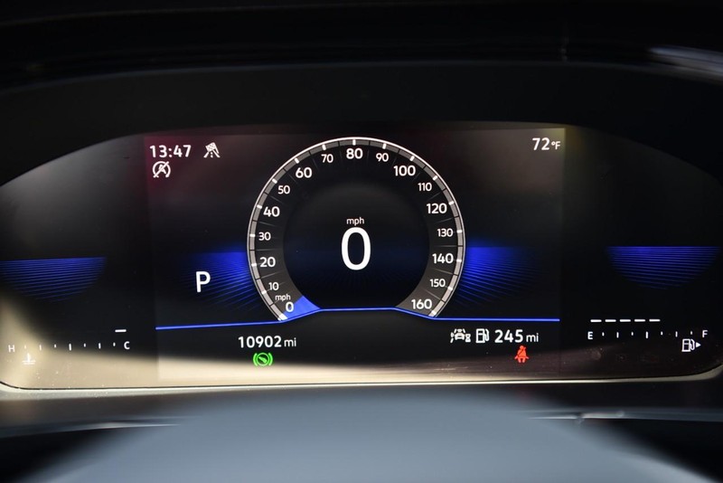 Volkswagen Taos Vehicle Image 12