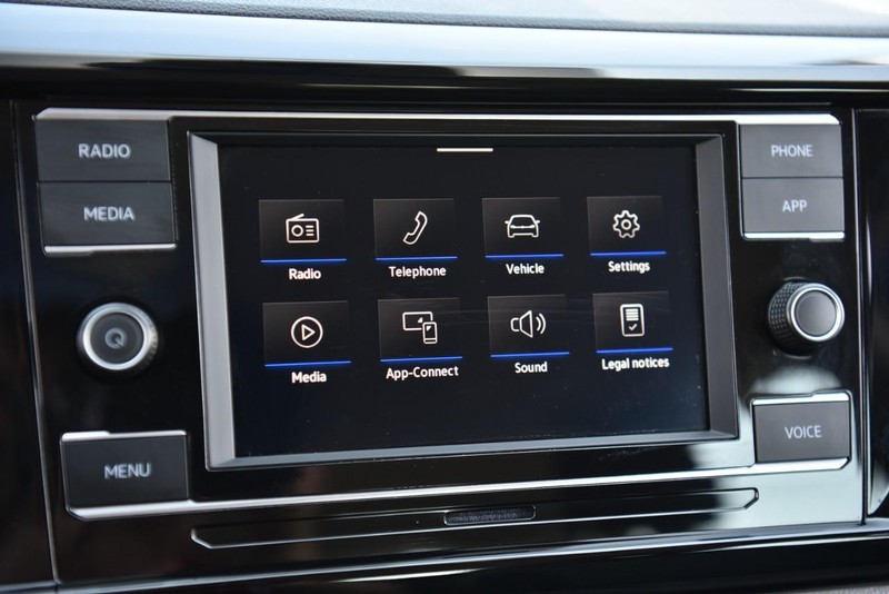 Volkswagen Taos Vehicle Image 14