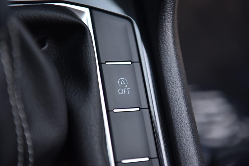 Volkswagen Taos Vehicle Image 19
