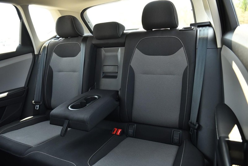 Volkswagen Taos Vehicle Image 23