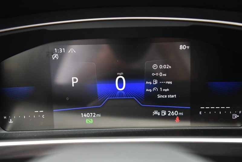 Volkswagen Tiguan Vehicle Image 11