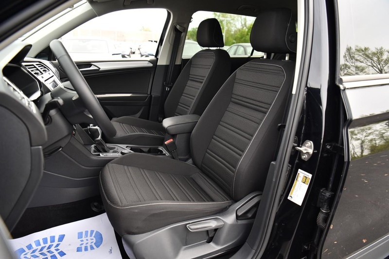 Volkswagen Tiguan Vehicle Image 20