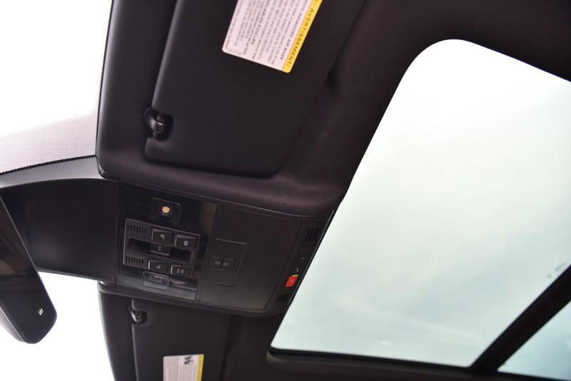 Volkswagen Tiguan Vehicle Image 23