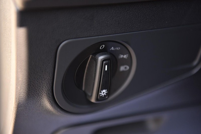 Volkswagen Tiguan Vehicle Image 10