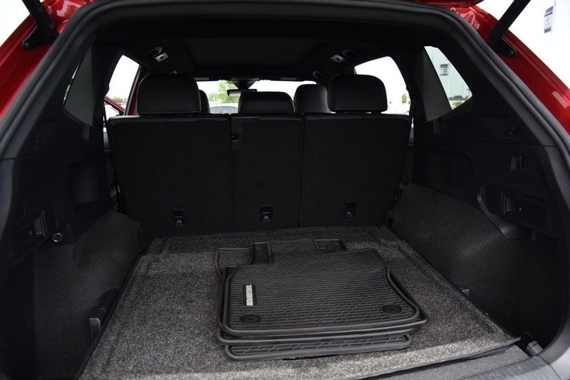 Volkswagen Tiguan Vehicle Image 26