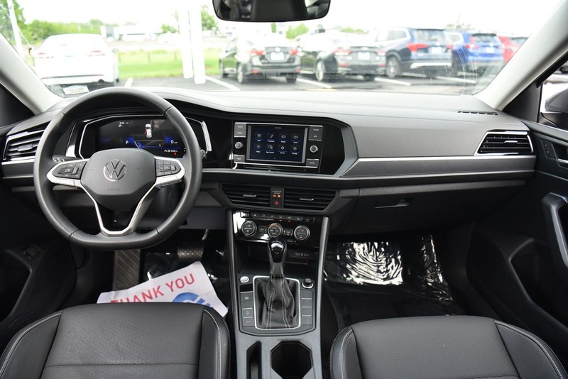 Volkswagen Jetta Vehicle Image 08