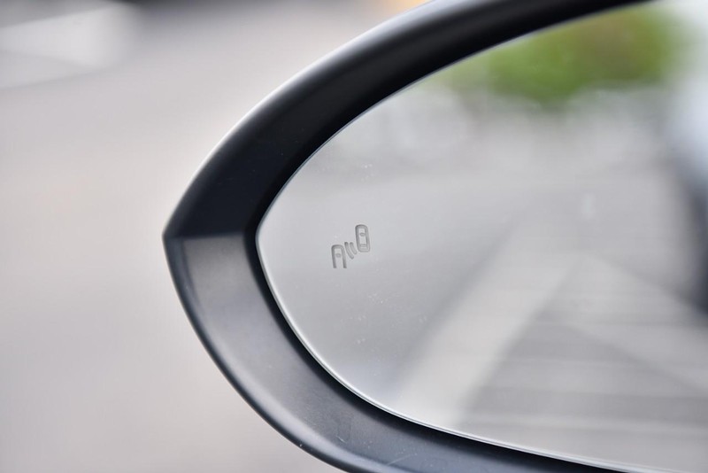 Volkswagen Jetta Vehicle Image 11