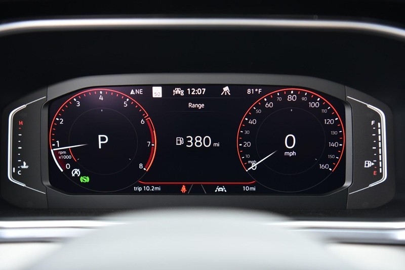 Volkswagen Taos Vehicle Image 11