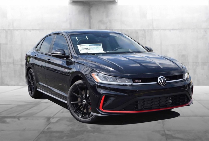 Volkswagen Jetta GLI Vehicle Image 02