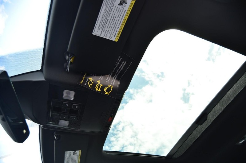 Volkswagen Jetta GLI Vehicle Image 22