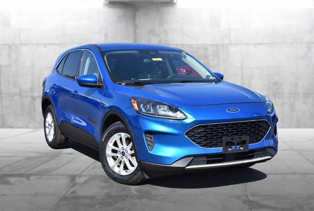 Used 2020 Ford Escape SE with VIN 1FMCU9G63LUC29443 for sale in Hazelwood, MO