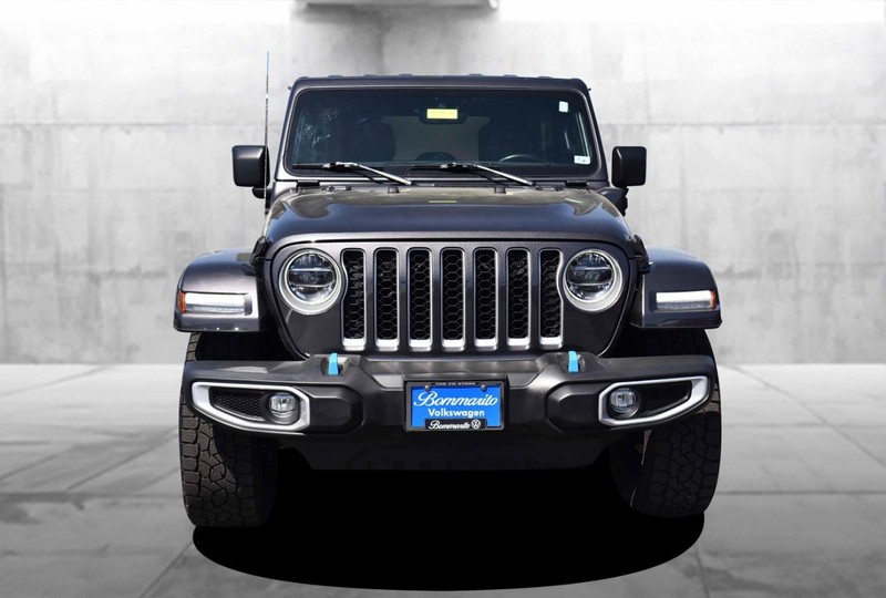 Jeep Wrangler 4xe Vehicle Image 04