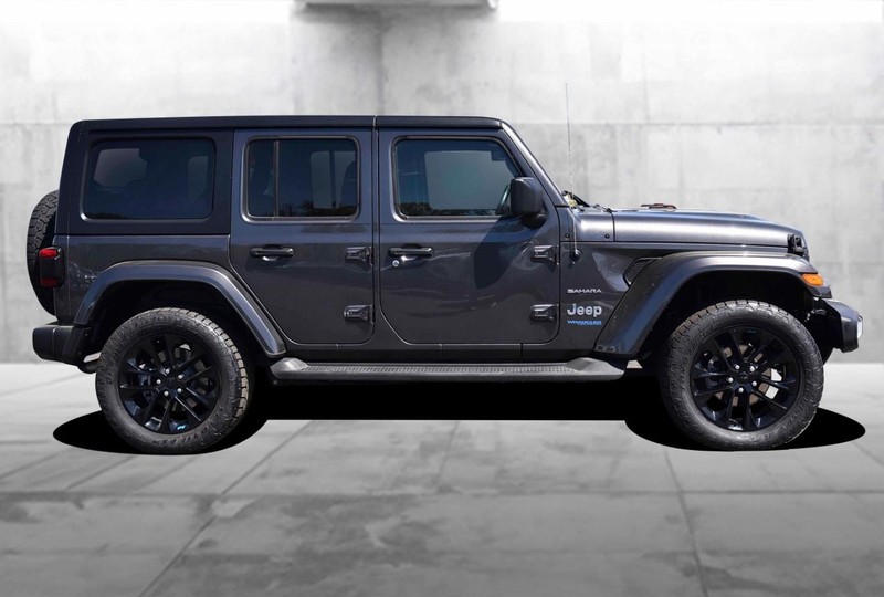Jeep Wrangler 4xe Vehicle Image 05